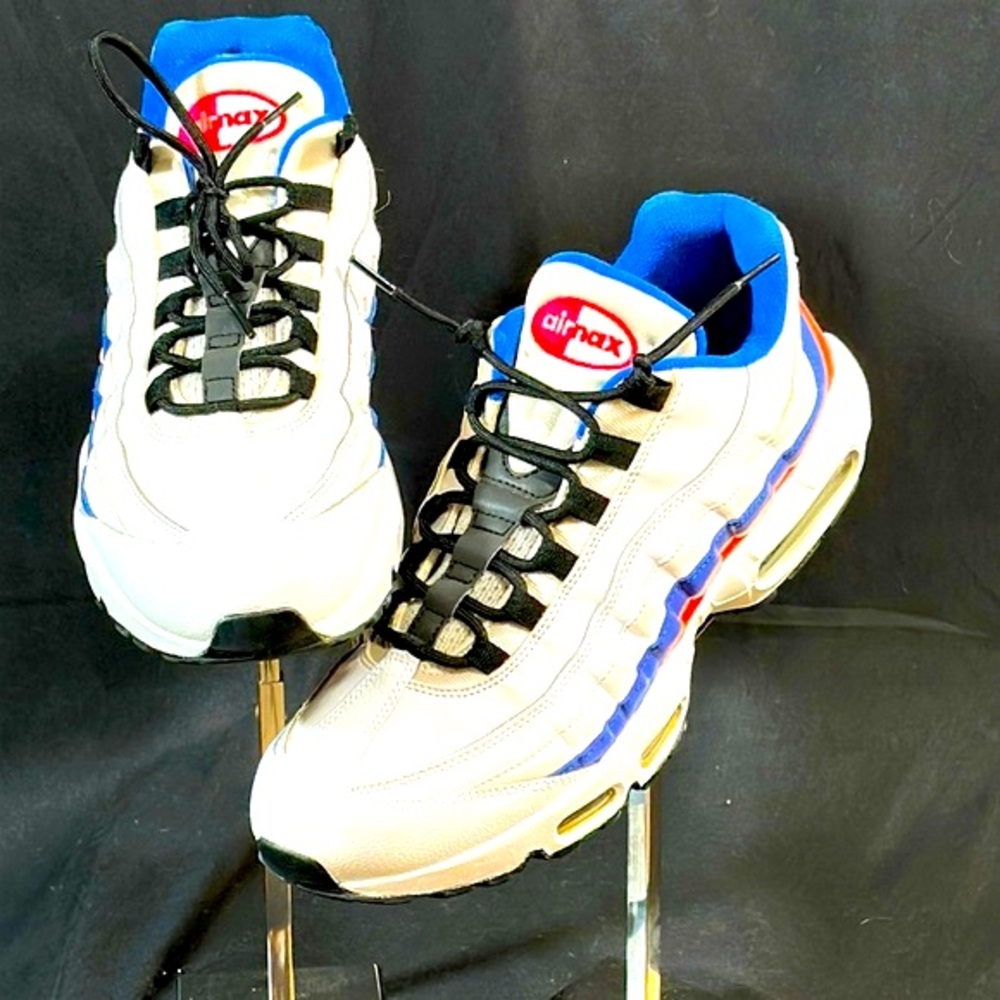 Nike Airmax 95’. Ultramarine. Size 12. Mens. White, blue and pink.